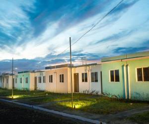 <i>Con este incremento, se contribuirá a la reducción del déficit habitacional cuantitativo del país, mediante el otorgamiento de subpréstamos para la adquisición de vivienda nueva o usada. Foto de cortesía</i>