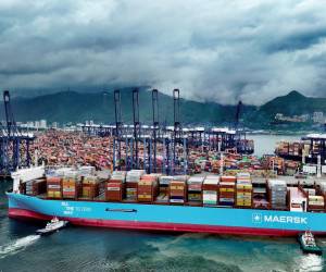 <i>Maersk y otros grandes armadores han suspendido reservas de transportes hacia Medio Oriente y redirigido parte de su flota hacia rutas europeas. Foto de cortesía</i>