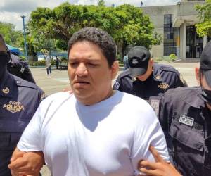 El Salvador: procesan a tuitero por desacato contra Nayib Bukele