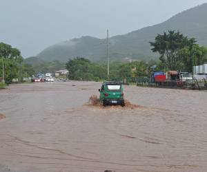 En Tegucigalpa, las lluvias han causado inundaciones, deslizamientos y hundimientos en algunos barrios que se localizan en zonas de riesgo, informó el alcalde, Jorge Aldana. Foto de cortesía