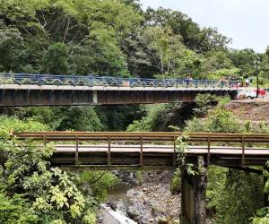 Las ampliaciones de capacidad que se desarrollarán en los puentes beneficiarán a los más de 56.000 usuarios que hacen uso de estas construcciones diariamente. Foto de cortesía
