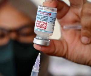Guatemala: 500 mil vacunas de Moderna y 1 millón de Pfizer pediátricas llegarán al país