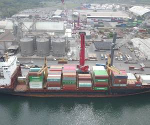 <i>Uno de los proyectos emblemáticos será la ampliación y modernización de Puerto Quetzal, para la cual se prevé una inversión deUS$623.4 millones. Foto de archivo</i>