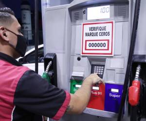 Alzas en combustibles preocupan más que elecciones presidenciales en Costa Rica