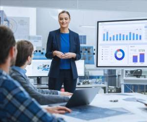 <i>La capacidad de mantenerse actualizado y aprender constantemente es lo que marca la diferencia en entornos de negocio cada vez más complejos. Foto de iStock</i>