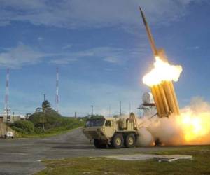 FILE PHOTO: A Terminal High Altitude Area Defense (THAAD) interceptor is launched during a successful intercept test, in this undated handout photo provided by the U.S. Department of Defense, Missile Defense Agency. U.S. Department of Defense, Missile Defense Agency/Handout via Reuters/File Photo ATTENTION EDITORS - FOR EDITORIAL USE ONLY. NOT FOR SALE FOR MARKETING OR ADVERTISING CAMPAIGNS. THIS IMAGE HAS BEEN SUPPLIED BY A THIRD PARTY. IT IS DISTRIBUTED, EXACTLY AS RECEIVED BY REUTERS, AS A SERVICE TO CLIENTS