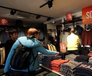 <i>Otros rubros que crecieron de forma importante son cuidado personal y bienes diversos (30.4 %) y prendas de vestir y calzado (29.2 %). Foto de iStock</i>