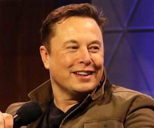 Elon Musk: ‘El WhatsApp de Meta no es confiable’