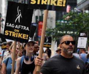 Hollywood elimina 17.000 puestos de trabajo en agosto en medio de huelga