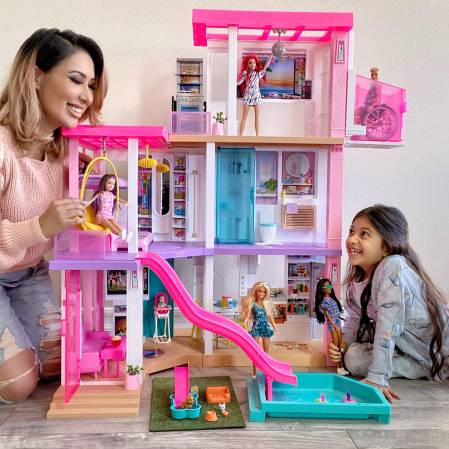 Qué efectos tendrá la fiebre de ‘Barbie’ para el fabricante de juguetes Mattel