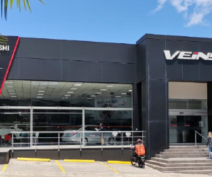 <i>Veinsa Motors ha evolucionado hacia una plataforma integrada de movilidad que abarca importación de 13 marcas automotrices, operación de concesionarios, servicios de postventa, soluciones de movilidad. Foto de cortesía</i>