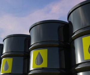 Petróleo y gas frenan, pendientes del posible embargo de EEUU a Rusia