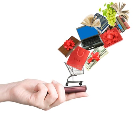 Facebook y Google buscan renovar la compra en línea