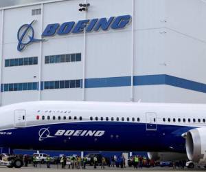 Boeing espera ver la luz al final del túnel tras años de caos