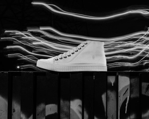 Cuando todas las zapatillas eran blancas (una nano historia acerca de cómo romper la monotonía)