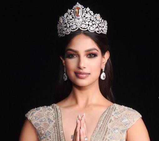 FOTO https://www.instagram.com/missuniverse/