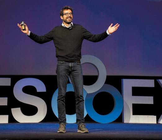 Borja Vilaseca nació en Barcelona, estudió periodismo aunque asegura que ya no cree en los medios de comunicación. Hoy es un prolífico escritor y conferencista. Algunos de sus libros: “Encantado de conocerme”, “El Principito se pone la corbata” y “Qué harías si no tuvieras miedo”. (Foto: Cortesía)