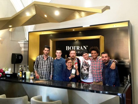 Concurso de mixología de Ron Botrán