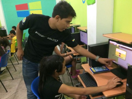 César Cernuda: El líder a cargo de la reinvención de Microsoft en Latinoamérica