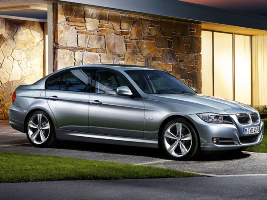Los 8 autos de lujo más peligrosos del mundo