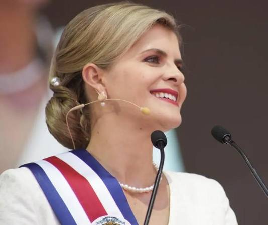 <i>Fernández envió a la Asamblea Legislativa un paquete de proyectos de ley para la construcción de una Ciudad Gobierno; otro para la edificación de una marina y terminal de cruceros, y otra iniciativa para la exploración y explotación de la minería a cielo abierto. Foto de cortesía</i>