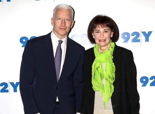 Muere la heredera y diva de la moda Gloria Vanderbilt