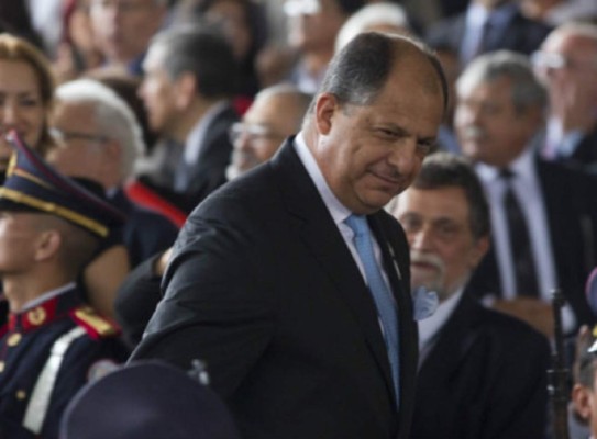 Presidente de Costa Rica dice que canal de Nicaragua 'no es amenaza'