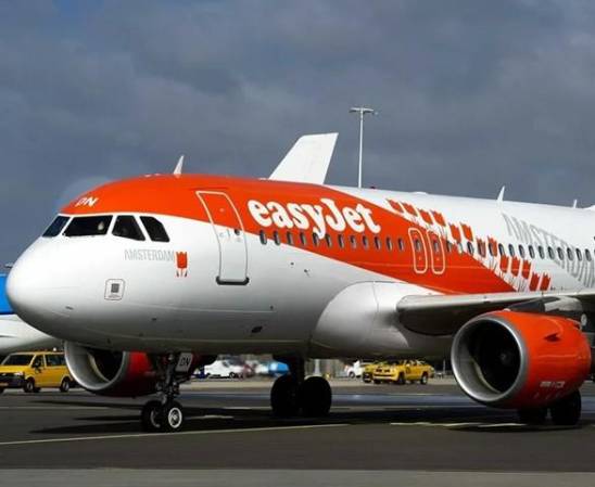 EasyJet, con sede en el aeropuerto londinense de Luton, opera como aerolínea europea. (Foto: EFE)