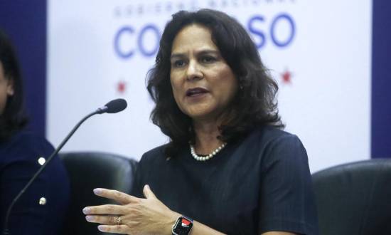 Ilya Espino es la nueva administradora del Canal de Panamá