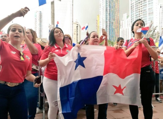 La fiebre mundialista paraliza a Panamá