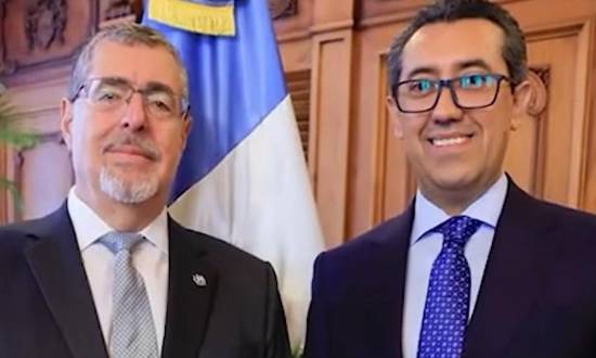 Guatemala: Corte suspende a Menkos en BANGUAT y EE.UU. advierte su "politización"