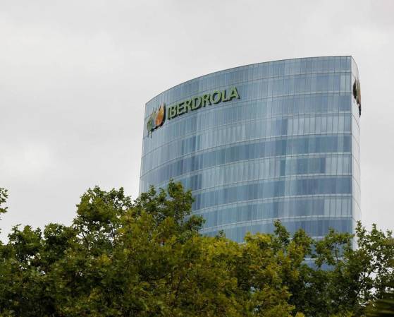 La operación forma parte de la estrategia de Iberdrola de centrarse en mercados como los de Estados Unidos y Reino Unido. (Foto: EFE)