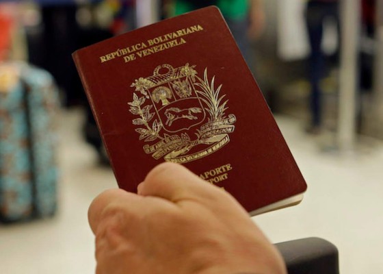 Venezuela otorgó ilegalmente 10.000 pasaportes a sirios e iraníes