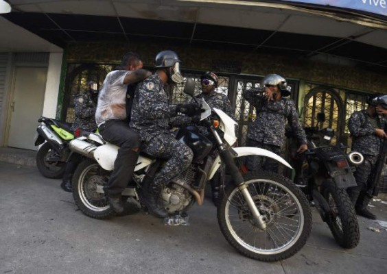 Violencia marca elección de la Constituyente: Nueve muertos