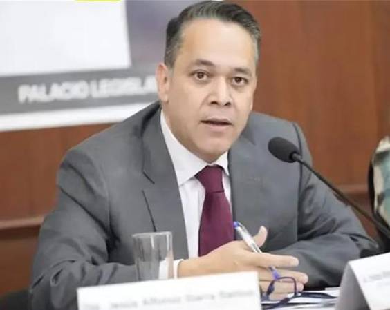 <b>La caída de Enrique Díaz Vega, e</b>mpresario y ex secretario de Finanzas de Sinaloa<b>, ocurre horas después de la detención del exsecretario de Seguridad Gerardo Mérida Sánchez. (Foto: Archivo)</b>