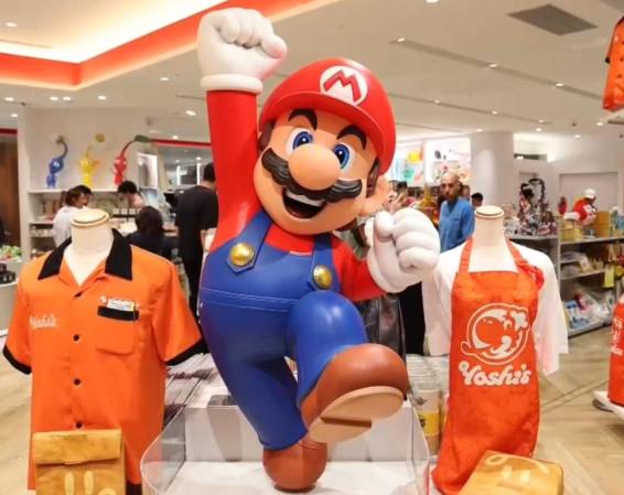 <i>El beneficio operativo de la desarrolladora y distribuidora de videojuegos con sede en Kioto, en el oeste del archipiélago, entre abril de 2025 y el pasado 31 de marzo, el ejercicio fiscal japonés, fue de 360.117 millones de yenes (1.955 millones de euros), un 27,5 % interanual más.</i><i>IMÁGENES: RODRIGO MARÍN</i>