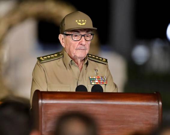 En el momento del incidente, Raúl Castro ejercía como ministro de las Fuerzas Armadas Revolucionarias (FAR) de Cuba. (Foto: EFE)