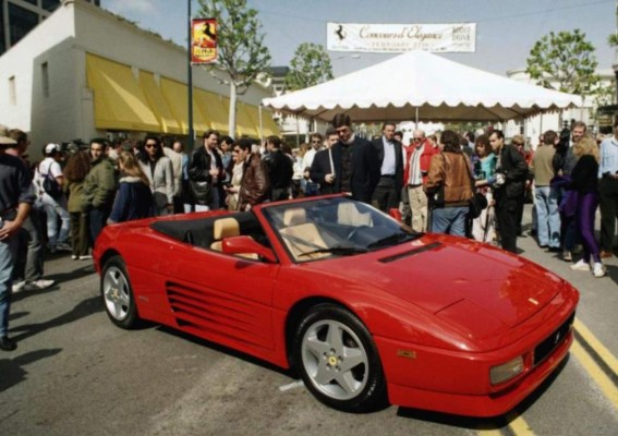 Las compras más extravagantes de Jeff Bezos, Bill Gates, Elon Musk y otros multimillonarios