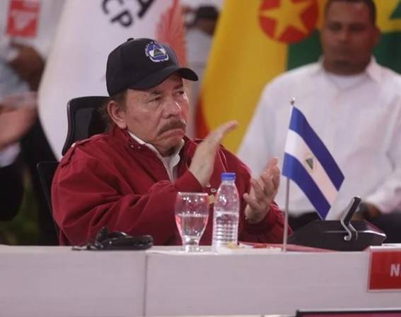 Ortega argumentó que Trump pasa encima del Congreso y el Senado de su país para atacar a una tercera nación. (Foto: EFE)