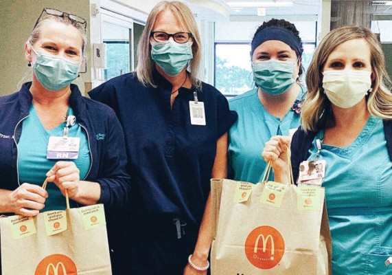 Restaurantes de McDonald's en EEUU exigirán uso de mascarillas por pandemia