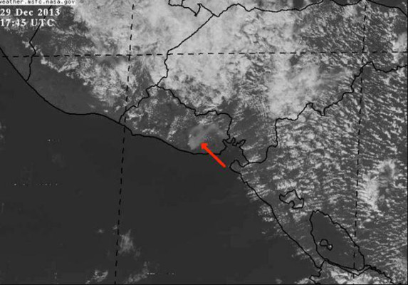 El Salvador: 2.000 evacuados por erupción del Chaparrastique
