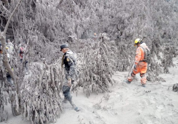 Guatemala: Tres días de duelo por víctimas del Volcán de Fuego