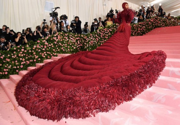 MET Gala: La moda extravagante, subversiva e irónica se toma NY