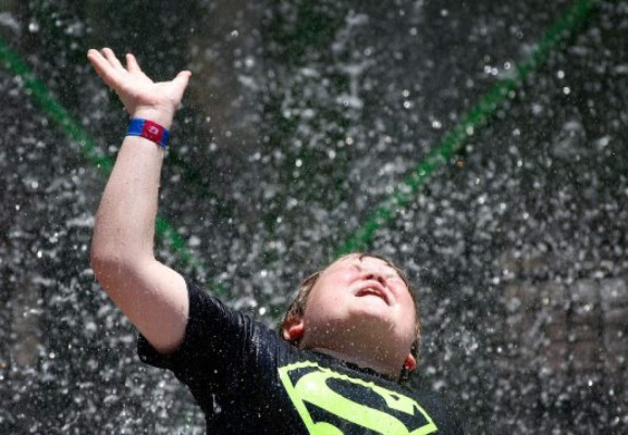 Ola de calor golpea a EEUU (y deja nuevos récords)