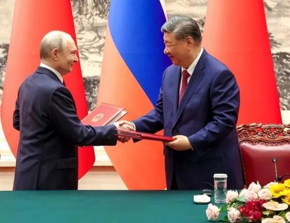 Loa medios oficiales chinos han aprovechado para presentar a Pekín como un epicentro de la diplomacia mundial. (Foto: EFE)