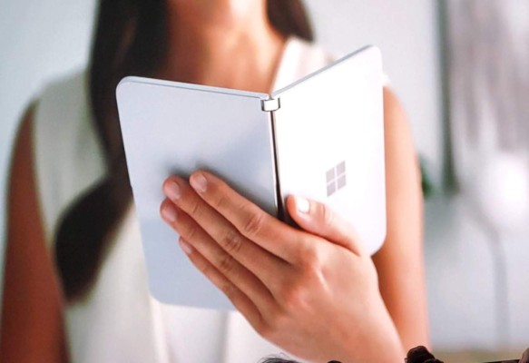 Microsoft lanza su celular con dos pantallas