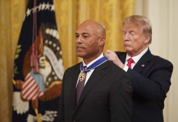 Panameño Mariano Rivera recibe Medalla Presidencial de la Libertad