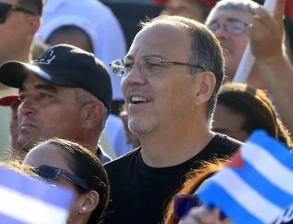 <b>Alejandro Castro Espín</b>, exjefe de los servicios de inteligencia cubanos e hijo de Raúl Castro y su esposa <b>Annalie Lilliam Rueda Cardero recibieron sanciones de parte de la Administración Trump. (Foto: EFE)</b>