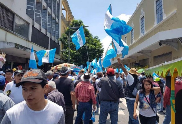 Guatemala: La Plaza se convirtió en un mosaico humano