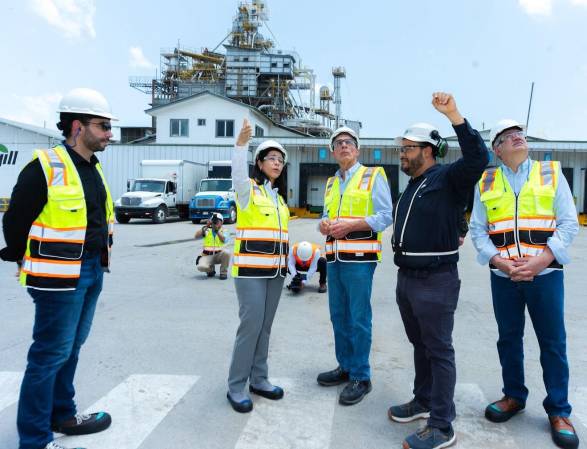 <i>Según los datos proporcionados por la compañía, mantiene 2.170 empleos directos y más de 10.000 indirectos, y figura entre los 10 mayores empleadores del país. (Foto: Cortesía Cargill) </i>